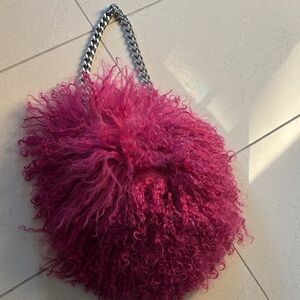 Vibrant Fuchsia Shoulder Bag with Chain Strap